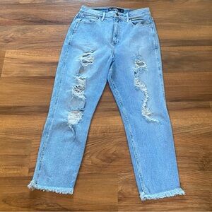 Hollister Curvy Ultra High Rise‎ Mom Jeans 11S